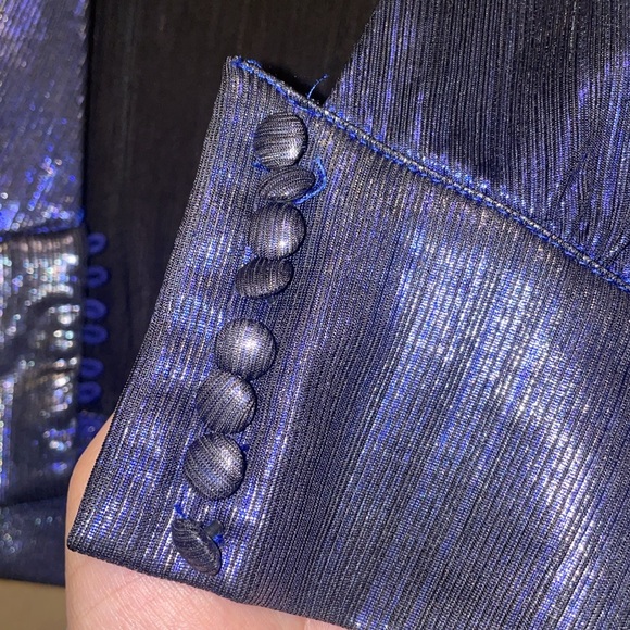 Shinny CropTop - Picture 7 of 9